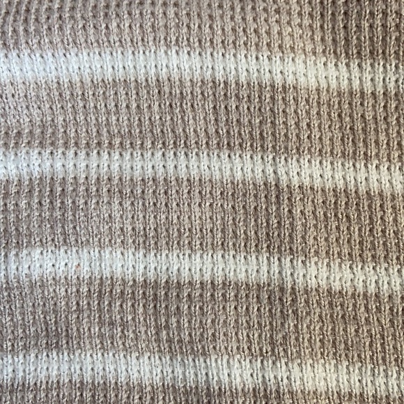 Pre-Owned MOTHERHOOD Maternity Size L Tan/White Stripe Shirt Side Ruching - Picture 6 of 9